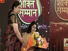 ABP Shakti Samman: अपने काम से प्रेरणा दे रही महिलाओं को केंद्रीय मंत्री Smriti Irani ने किया सम्मानित