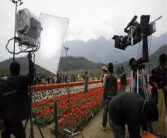 করোনা সতর্কতায় বলিউডে সিনেমা, সিরিয়াল, ওয়েব সিরিজের শ্যুটিং বন্ধ