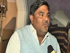 Tahir Hussain के रेस्क्यू पर Delhi Police की सफाई-'भीड़ में से नहीं बल्कि अपने घर पर ही मिला था'