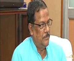 লকডাউন পরিস্থিতিতে গরিব মানুষের সহায়তায় রাজ্যের বিভিন্ন প্রান্তে পথে মন্ত্রী, কাউন্সিলররা