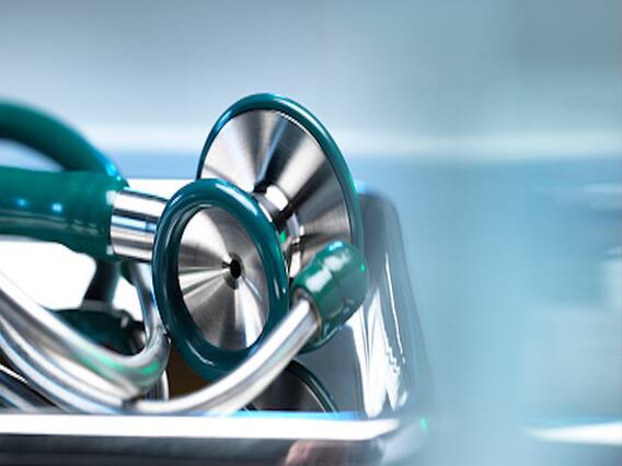 Yogi Adityanath reviews arrangements at Lucknow PGI