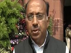 Coronavirus से सावधानी उपाए, घबराएं नहीं: Vijay Goel