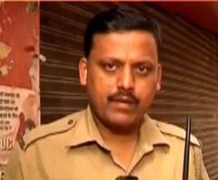 করোনা-দাওয়াই ! চরণামৃত বলে খাওয়ানো হয়েছিল গোমূত্র, জোড়াসাঁকোয় বিজেপি নেতার বিরুদ্ধে এফআইআর পুলিশ কর্মীর