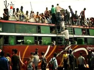 People violate lockdown & curfew without fear & shame | Bharat Ki Baat 