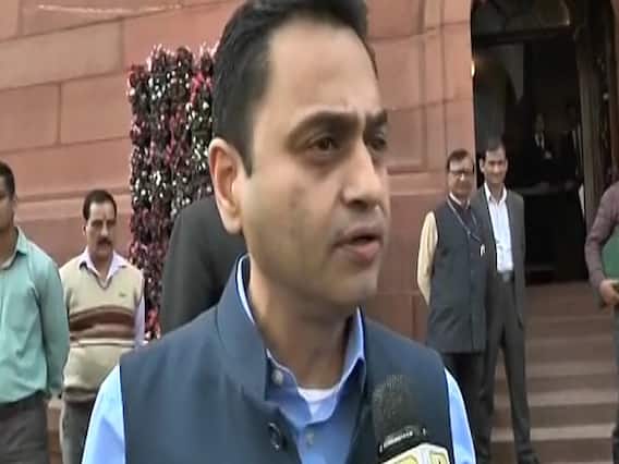 MP के सियासी संकट पर Kamal Nath के बेटे Nakul Nath बोले- 'पिक्चर अभी बाकी है' | MP Political Crisis