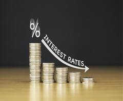 স্বল্প সঞ্চয়ে সুদের হার কমাল কেন্দ্র, দেখে নিন কীসে কত কমল সুদ? 