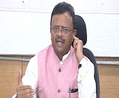 Rajendra Shingane | काळाबाजार, जास्त किंमतीत मास्क विक्री करणाऱ्यांवर कारवाई : डॉ. राजेंद्र शिंगणे