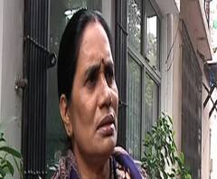  ‘বিচার নেই, দোষীদের পক্ষেই আইন’, ফাঁসিতে স্থগিতাদেশ নিয়ে প্রতিক্রিয়া নির্ভয়ার মায়ের 