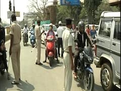 Patna: Traffic police asks bike riders to turn back and go home