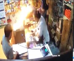 TOP 50 | मोबाईल तपासताना तोंडातच फुटला | बातम्यांचं अर्धशतक | ABP Majha