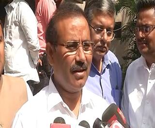 CoronaVirus Effect | आयपीएल स्पर्धा पुढे ढकलण्याचा विचार : आरोग्यमंत्री 