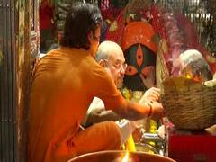 Amit Shah ने शहीद मीनार रैली में Mamata Banarjee पर जमकर साधा निशाना; काली घाट मंदिर में की पूजा-अर्चना