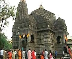 Coronavirus Effect | कोरोनाची देवाला धास्ती! त्र्यंबकेश्वर मंदिर प्रशासन, पालिकेकडून सतर्कता