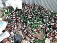 રાધનપુર તાલુકા પંચાયતમાંથી દારૂની ખાલી બોટલો મળવા મુદ્દે કોણે ઉપવાસ કરવાની આપી ચિમકી?