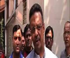 সাফাই কর্মীরা গ্লাভস, মাস্ক, অ্যাপ্রন পরে আছেন? কলকাতার স্বাস্থ্যের নজরদারিতে খোদ মেয়র