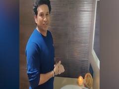 फिल्म से लेकर खेल जगत के तमाम सितारे क्यों कह रहे हैं- 'घर बैठो इंडिया' ? देखिए