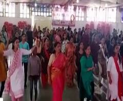 Snehalata Kolhe Zumba Dance | माजी आमदार स्नेहलता कोल्हे यांचा झुम्बा डान्स