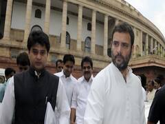 Scindia's 2-hour long roadshow from airport to BJP office will prove his grand welcome | Bharat Ki Baat (12.03.2020)