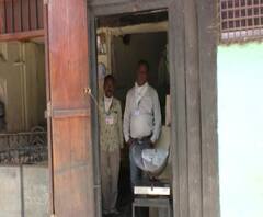 Manmad Lockdown | मनमाडमध्ये लॉकडाऊनची काय परिस्थिती? नागरिकांकडून नियमांचं पालन होतंय?