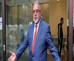 বিজেপি সরকারের বিরুদ্ধে ঋণ খেলাপিদের ছাড় দেওয়ার অভিযোগ রাহুল, রণদীপের, পাল্টা জাভড়েকর, নির্মলা