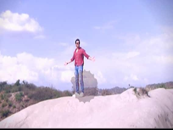 Actor Sharad Malhotra's visit to Vaishno Devi Shrine