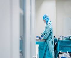 দেশজুড়ে করোনায় মৃতের সংখ্যা ছশো ছুঁইছুঁই