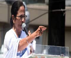 করোনা মোকাবিলায় শবেবরাতে কলকাতার কবরস্থানগুলিতে অবাধ প্রবেশে নিষেধাজ্ঞা জারি