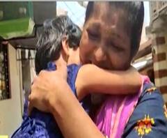 Mother and daughter | कोरोनामुळे ताटातूट झालेल्या मायलेकींची तब्बल एकवीस दिवसांनी भेट | विशेष रिपोर्ट | ABP Majha 