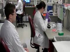 France's Sanofi Pasteur Company claims to make corona treating injections by year end