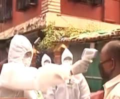  উত্তরপাড়ায় বাড়ি বাড়ি গিয়ে থার্মাল স্ক্রিনিং, জামুরিয়ায় রেশন বিলি নিয়ে 'দুর্নীতি'- আরও খবর একঝলকে