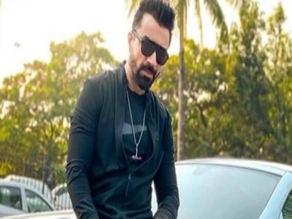 भड़काऊ बयान देकर फंसे एक्टर Ajaz Khan, मुंबई पुलिस ने किया गिरफ्तार 