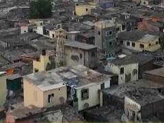 United States: Corona canal of tomb in New York