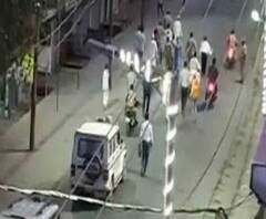 দেখুন: বিহারের মুঙ্গের থেকে বাংলার ভাঙড়-গোয়ালতোড়, লকডাউনে দিকে দিকে আক্রান্ত পুলিশ