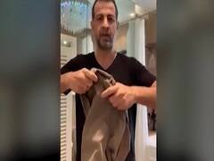 Ronit Roy teaches to make face mask via t-shirt