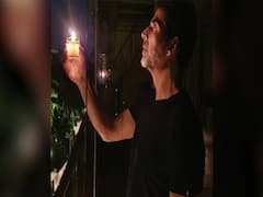 Bollywood celebs take part in 9 min light off initiative