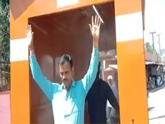 कुछ ही सेकेंड में पूरे शरीर को सैनेटाइज कर देती है ये मशीन