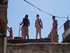 UP: Cops attacked for stopping people from offering Namaaz | Super 40
