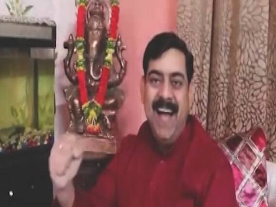 कोरोना: बीजेपी नेताओं ने अक्षय कुमार के गाने 'मुस्कुराएगा इंडिया' को अपने अंदाज में फिल्माया