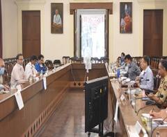 Coronavirus Update | मुंबई, पुण्यातील वाढत्या रुग्णसंख्येच्या पाहणीसाठी केंद्रीय पथक दाखल