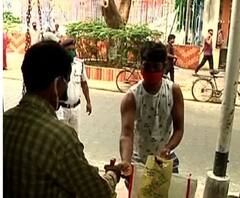 রেশনে কুপন বিলি নিয়ে দুর্নীতির অভিযোগ, পঞ্চায়েত প্রধানের বাড়িতে হামলা, স্বামীকে মারধর 