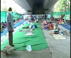 Maharashtra Lockdown | KEM, TATA रुग्णालयातील कॅन्सरच्या रुग्णांचा हिंदमाता पुलाखाली आसरा