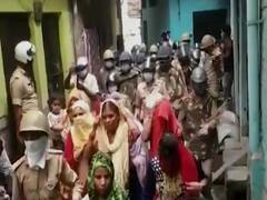 Reason behind attacks on medics at Moradabad, Ranchi & Indore | Ghanti Bajao 