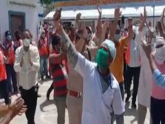 Viral Video: Social distancing neglected by police officials, doctors in MP