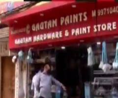 শর্তসাপেক্ষে গোটা দেশে খুলল কিছু দোকান, মাস্ক পরা ও সামাজিক দূরত্ব রাখা বাধ্যতামূলক