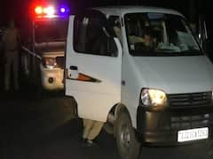 નવસારીઃ મહિલા પોલીસકર્મી પર અજાણ્યા શખ્સે કર્યો હુમલો, જુઓ વીડિયો