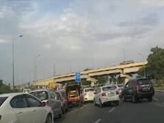 NH-24 पर लगा भारी जाम