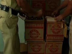 नागपुर के मेडिकल स्टोर में बिक रही शराब, पुलिस ने मारा छापा