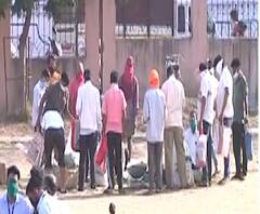 Maharashtra Lockdown | नागपुरातील भाजीबाजारात नागरिकांची गर्दी; Social Distancingच्या आवाहनाला हरताळ