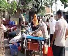 Beed Vegetable Market | बीडमध्ये एकाच ठिकाणी भाजीपाला विकण्यावर निर्बंध, फिरत्या भाजीपाला विक्रेत्यांना परवानगी