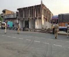 Home Quarantine Stamps | यवतमाळमध्ये 33 हजार लोकांना होम क्वॉरंटाईनचे शिक्के, आरोग्य विभागाच्या कर्मचाऱ्यांकडून मोहीम सुरू